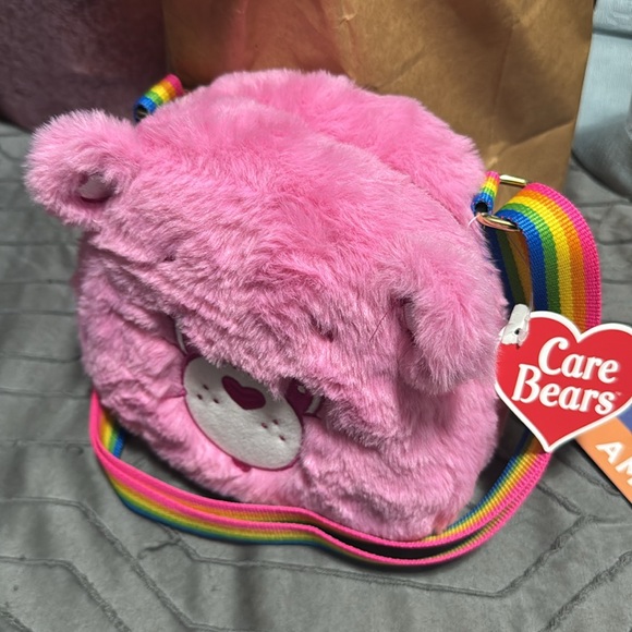 Pink Furry Bear crossbody Bag - Picture 4 of 4